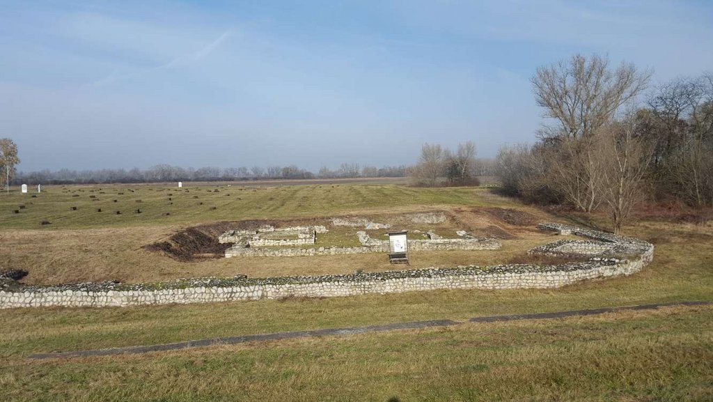 07 – Rímsky vojenský tábor (kastel) v Iži - súčasť UNESCO lokality Hranice Rímskej ríše – Dunajský Limes