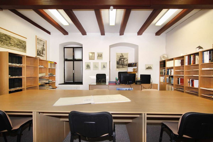 Badatelna.jpg Badatelna.jpg