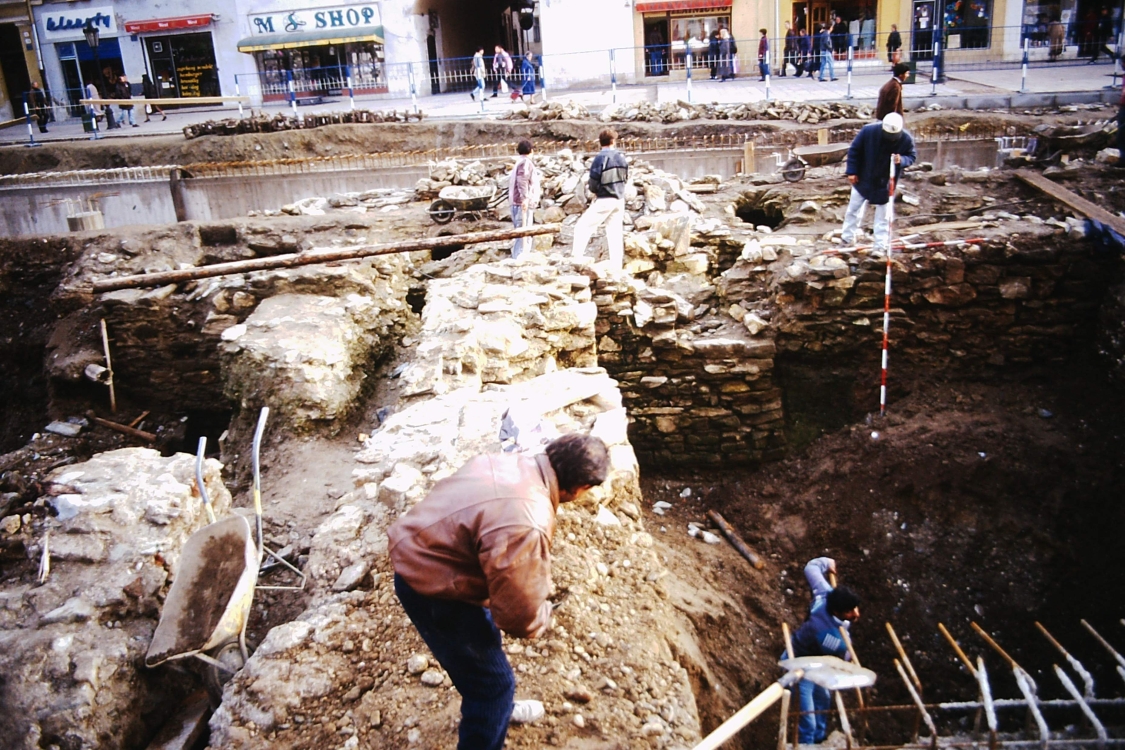 001 – Dolná brána: výskum, 1996-98, autor: M. Ďurišová, KPÚ Košice (1996-98)